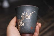 《梅花對(duì)杯》