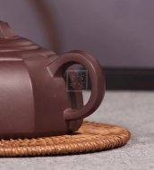 《井泉》宜興高級(jí)工藝美術(shù)師手工半月紫砂壺茶壺茶具紫泥