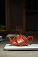 《炫》宜興紫砂壺創(chuàng)新壺工藝美術師手工大紅袍泡茶壺禮品