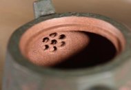 《井欄》中國井欄紫砂壺工藝美術師正品宜興手工茶壺段泥外部粉綠泥壺