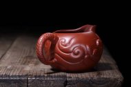 《魚化龍公道杯》宜興紫砂壺手工大師收藏級茶壺大紅袍料